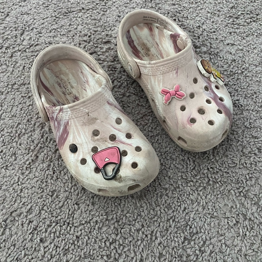 Kids' Cream/Pink Tie Dye Crocs Shoes with Fun Charms